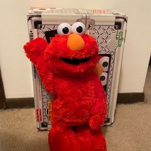Tickle me Elmo